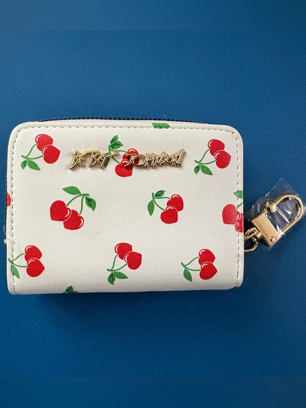 New Betsey Johnson Cherry Prints Zip Around White Wallet with Keychain